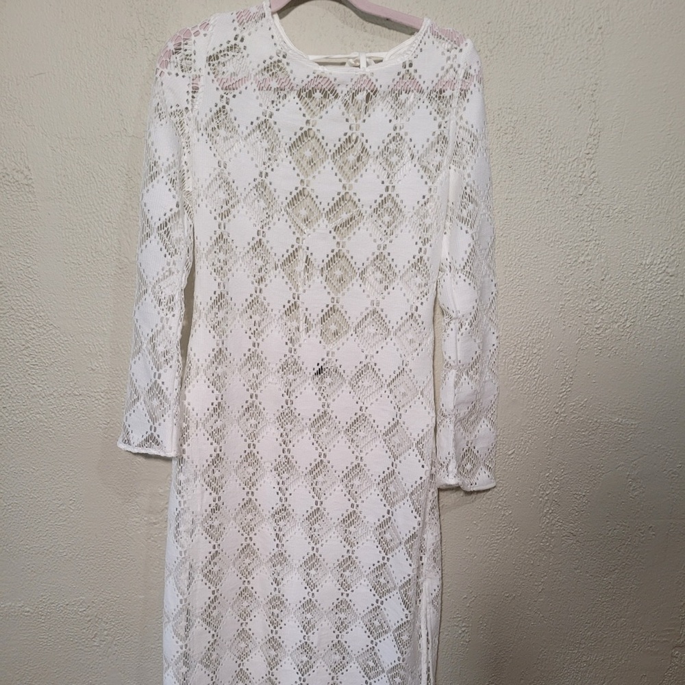 Divided White Long Sleeve Swim Coverup